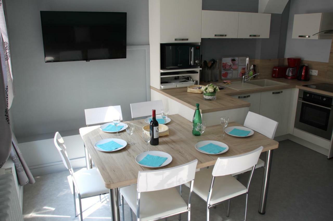 Sur Les Toits D'Amboise Apartment Luaran gambar